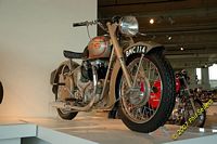 tn_1951_BSA_Golden_Flash_02.jpg 8.5 KB