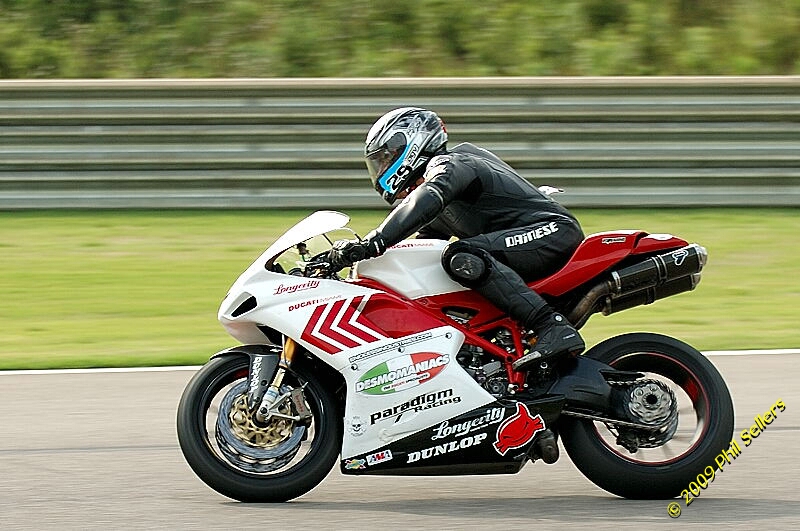 2009_am_superbike_49 (309K)