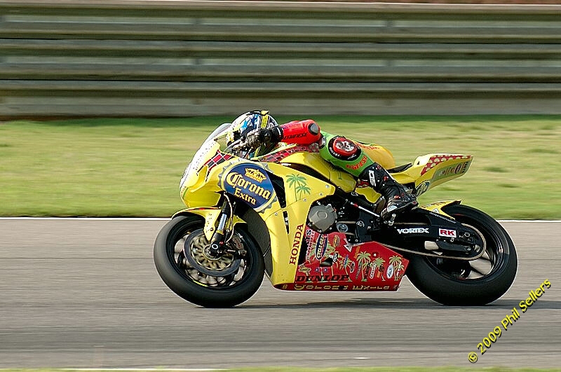 2009_am_superbike_79 (295K)
