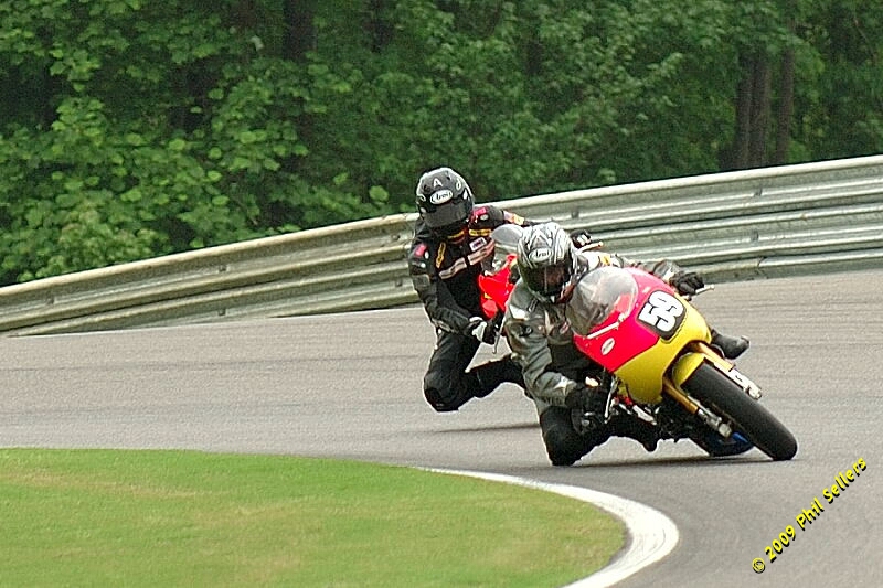 2009_moto-gt_01.jpg