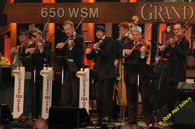 2009_Opry_47.jpg 140 KB